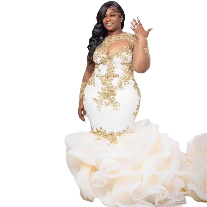

Sexy Gold Lace Appliques Mermaid Wedding Dresses Abiti da Sposa 2023 Sweep Train Tiered Ruffles Plus Size Bridal Gowns