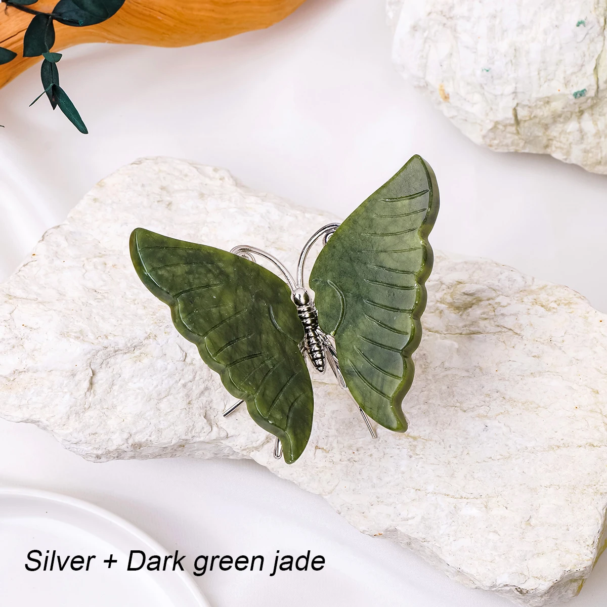 Статуэтка бабочка из нефритового камня Runyangshi