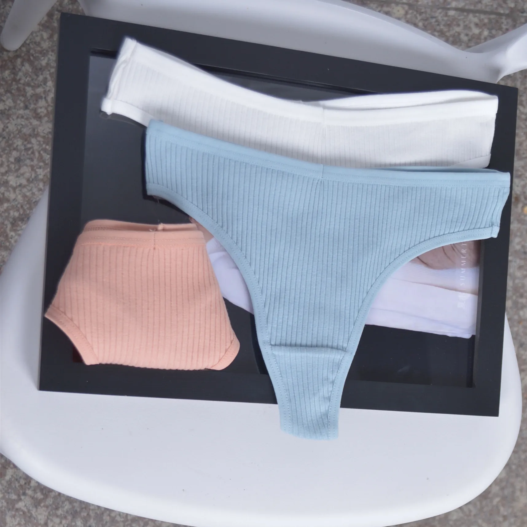 Женские стринги хлопковое удобное нижнее белье сексуальные трусики с низкой