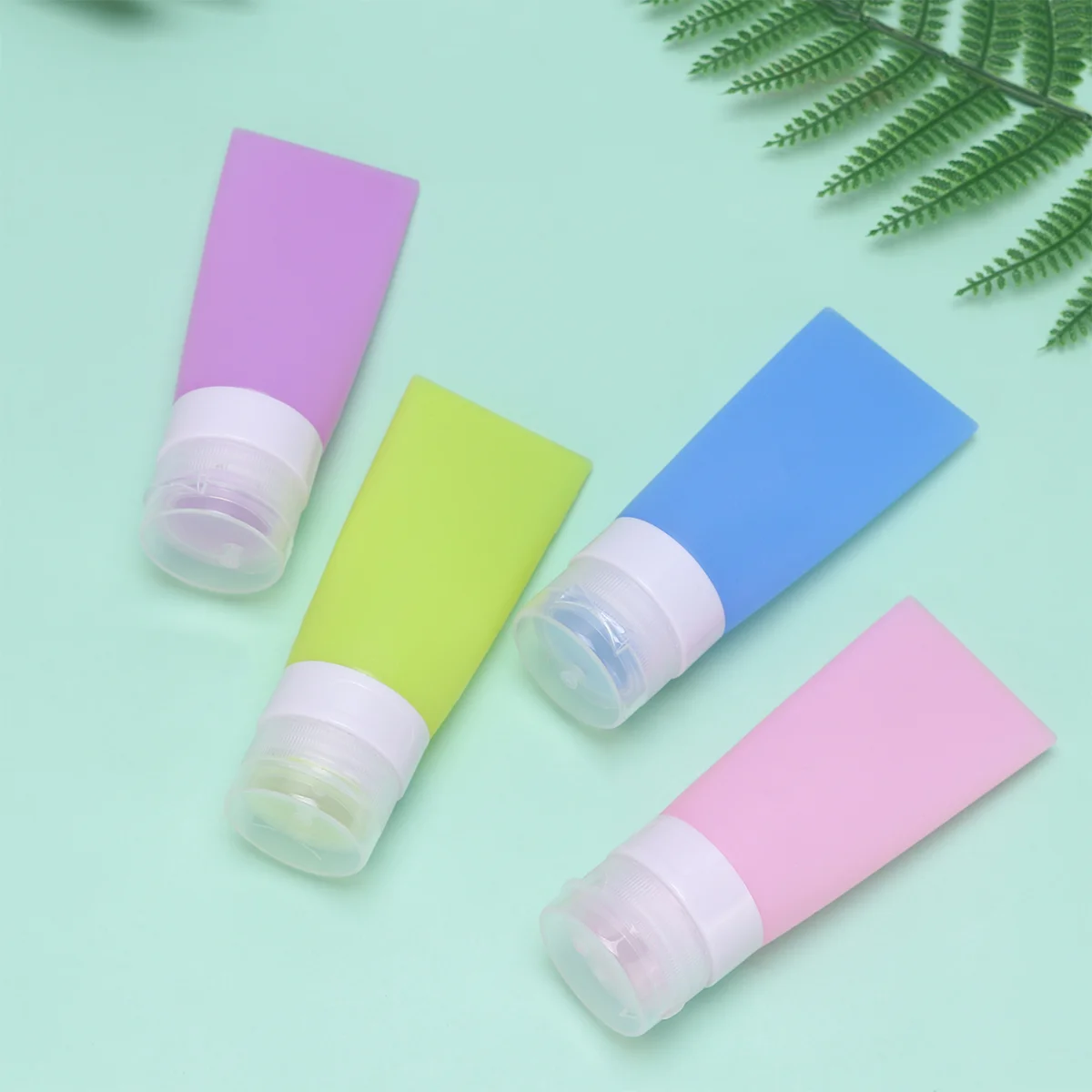 

4pcs in One Suit Refillable Storage Container Subpackaging Bottles Dispensing Bottles for Liquid