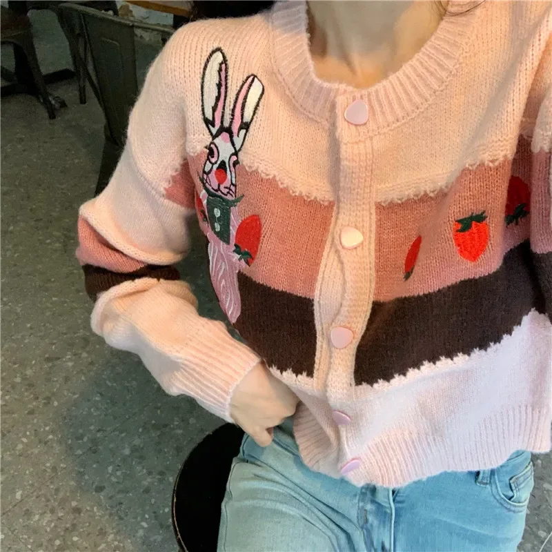 Розовый свитер женский дизайн чувственная ниша осень/зима 2023 консервативный