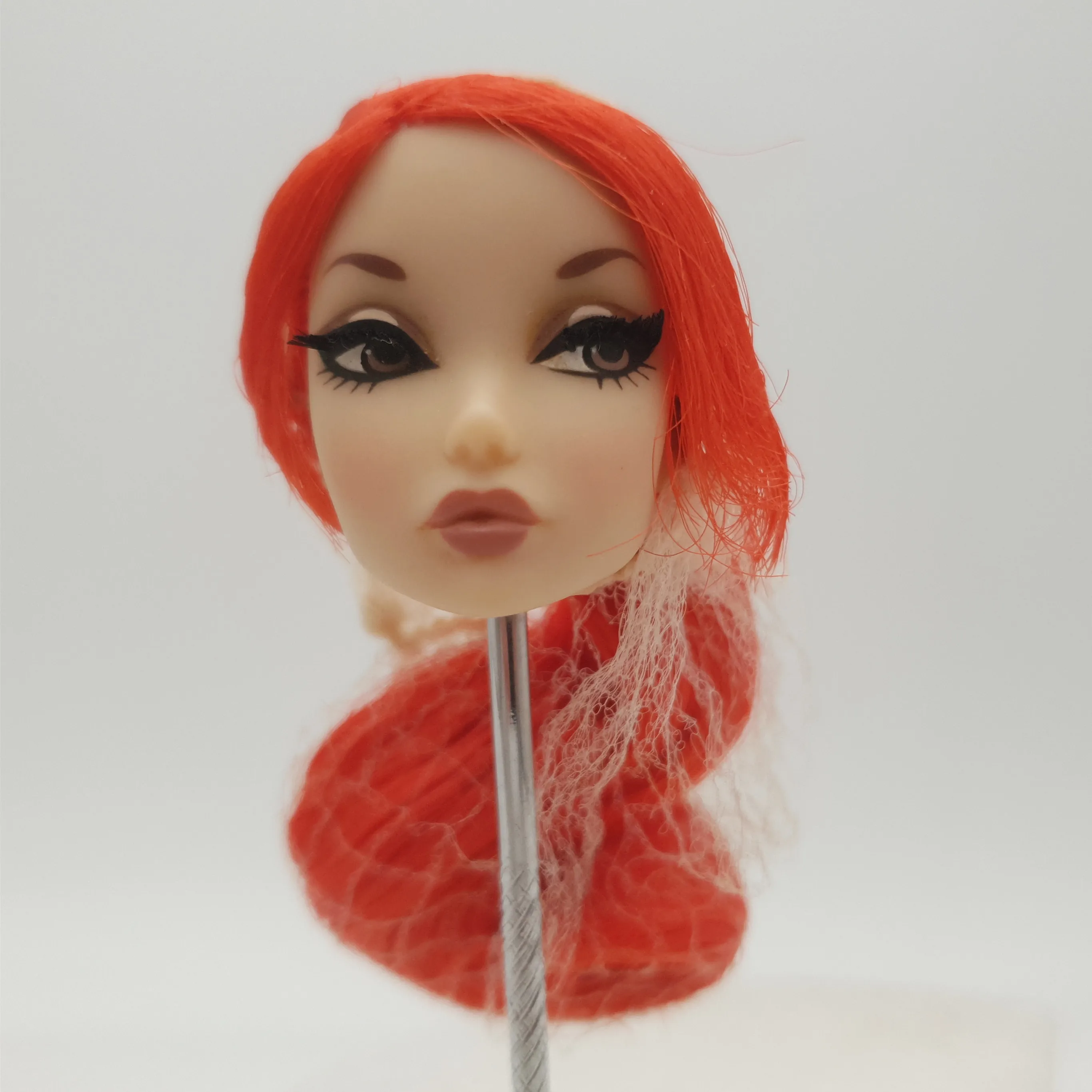 

Модные королевские красные волосы Nippon Misaki масштаб 1/6, Кукольная голова OOAK