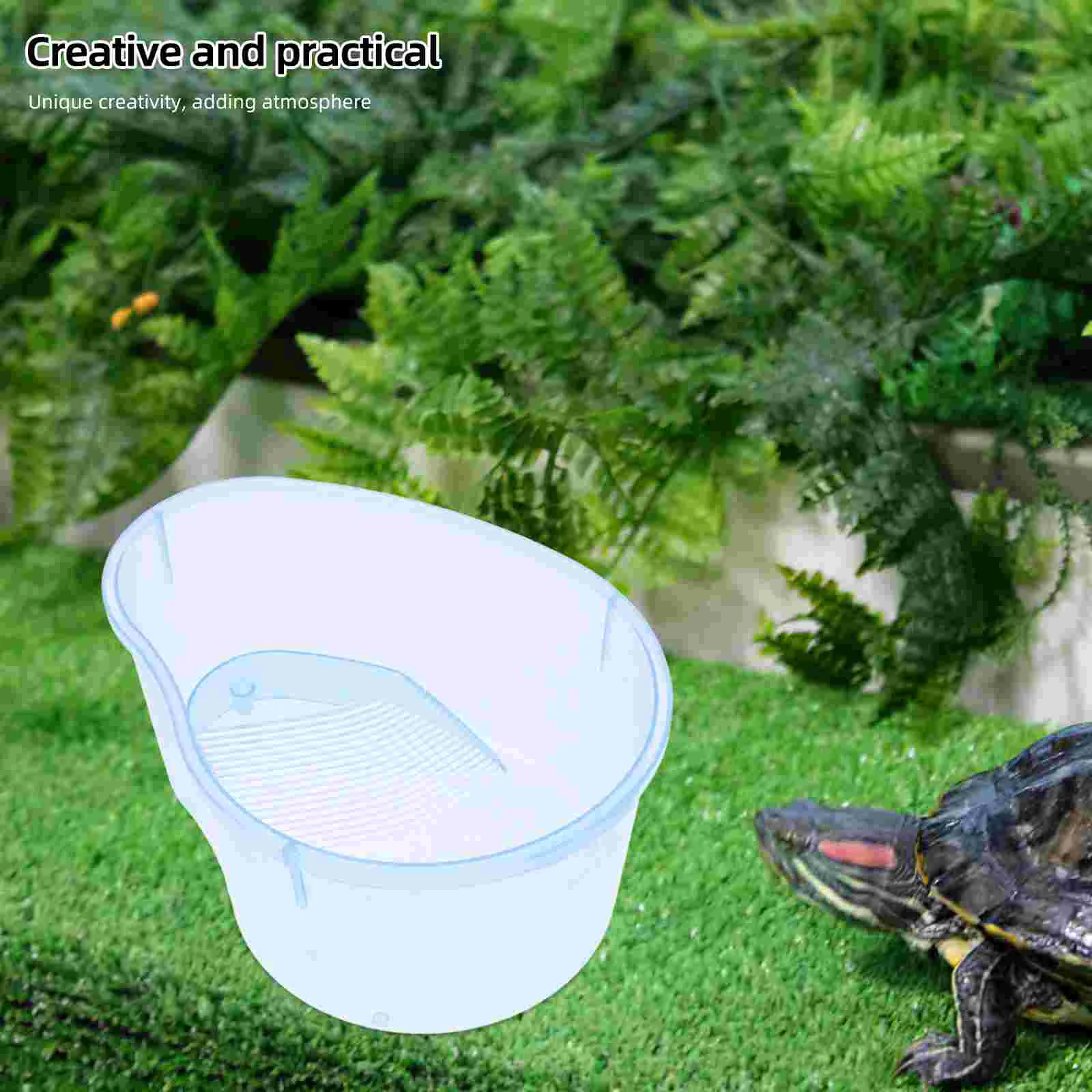 Резервуар для черепахи с соломенным отверстием аквариума. Пластиковый ящик