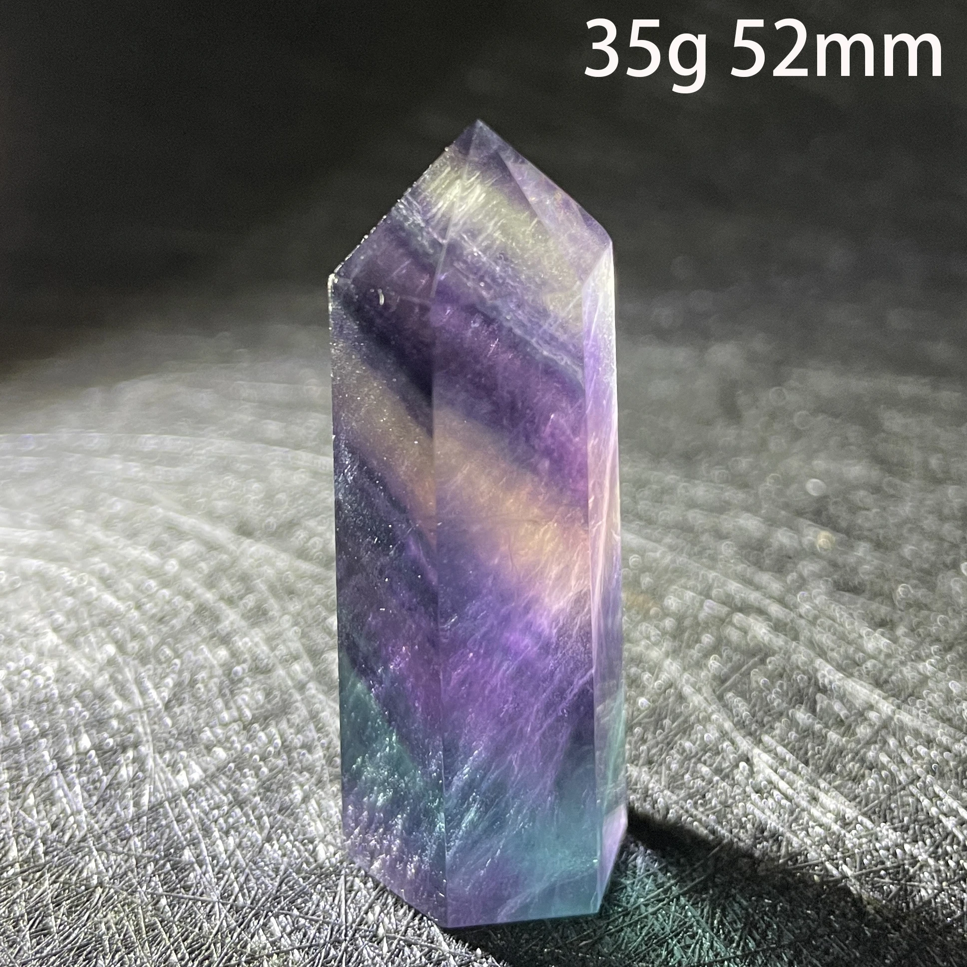 Цветной флюорит, хрустальная башня из кварца