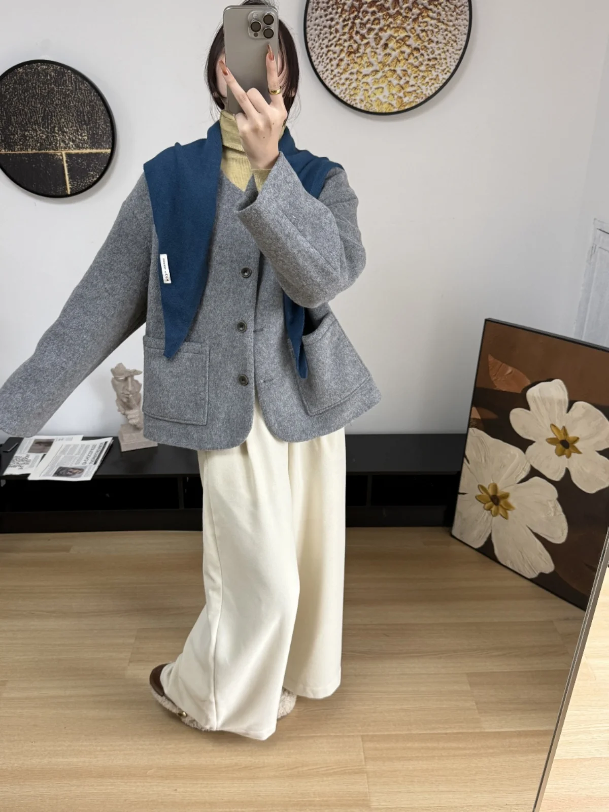 Осень и зима Новый пуховик с синей шалью 90 Белая подкладка на утином пуху