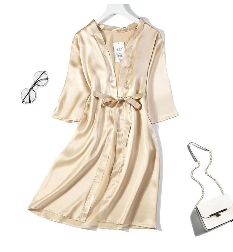 Black And White Mulberry Silk Silk Long Women's Pajamas Spring And Summer Bathrobe Five Sleeve Nightgown Silky Sexy Home Wear