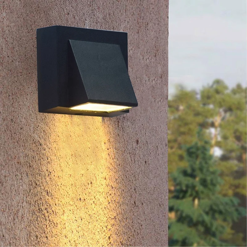 

Hot 5W Modern LED Wall Light Outdoor Waterproof Wall Lamp Perfect For Corridor Courtyard Gate Terrace Balcony Garden
