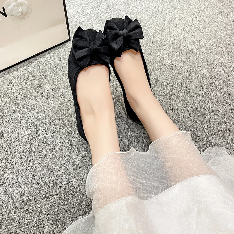 Женские флоковые туфли на плоской подошве с круглым носком большим бантом