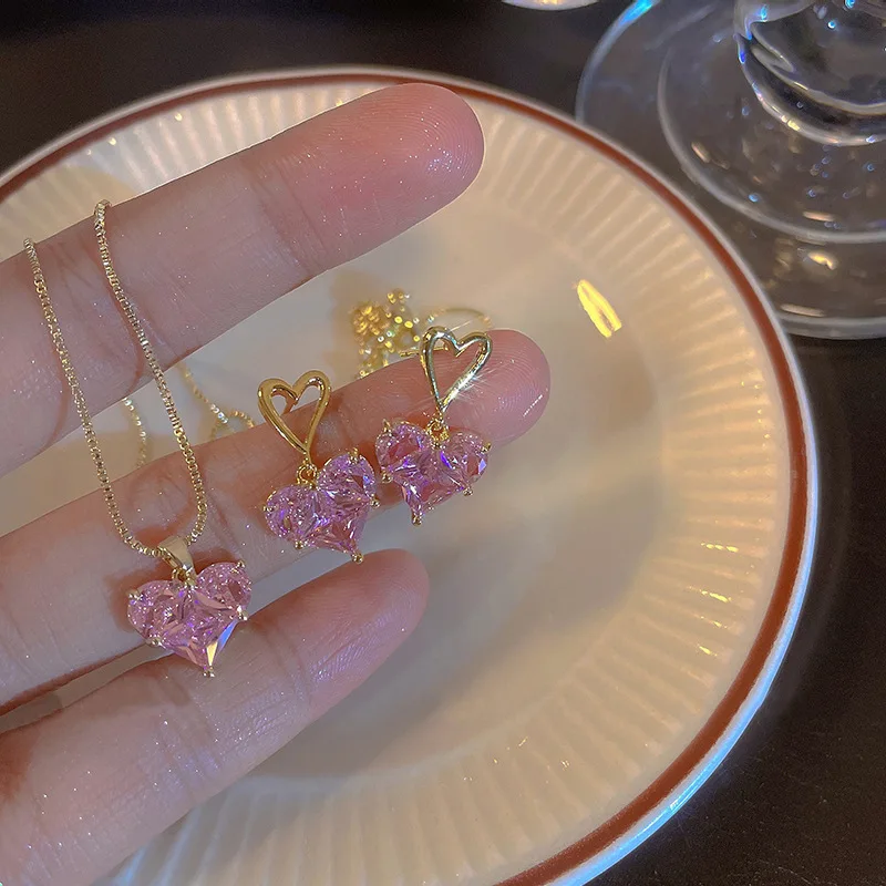 

Fashion Trend Unique Design Elegant Delicate Romantic Pink Love Heart Zircon Clavicle Necklace Earrings Women Jewelry Party Gift