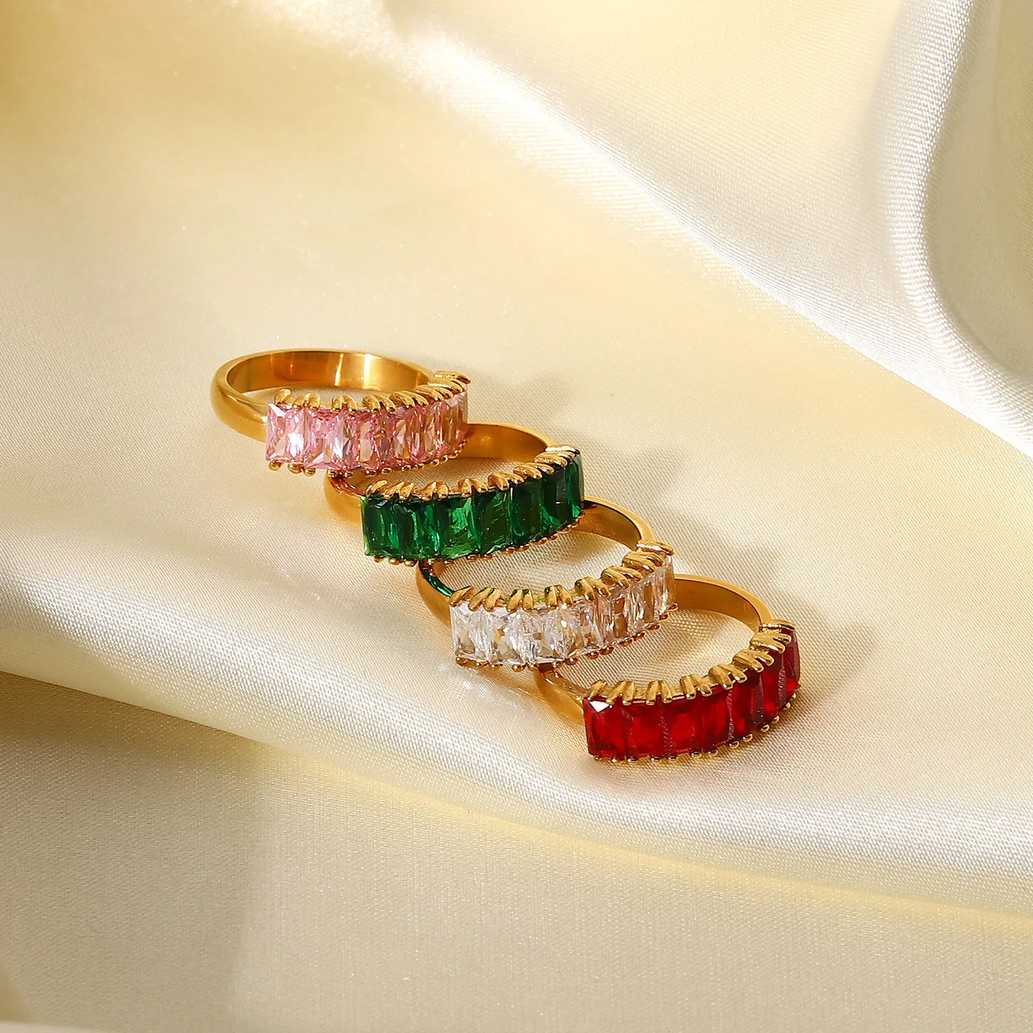 

Ins Internet Celebrity Rings of the Same Style 18K Gold-Plated Half Circle Rectangular White/Red/Green/Pink Zircon for Women