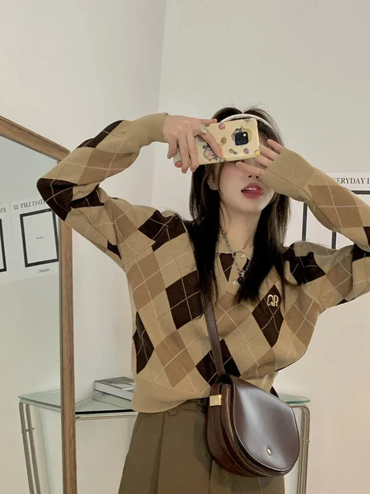 Винтажные укороченные топы контрастного цвета в клетку с отложным воротником