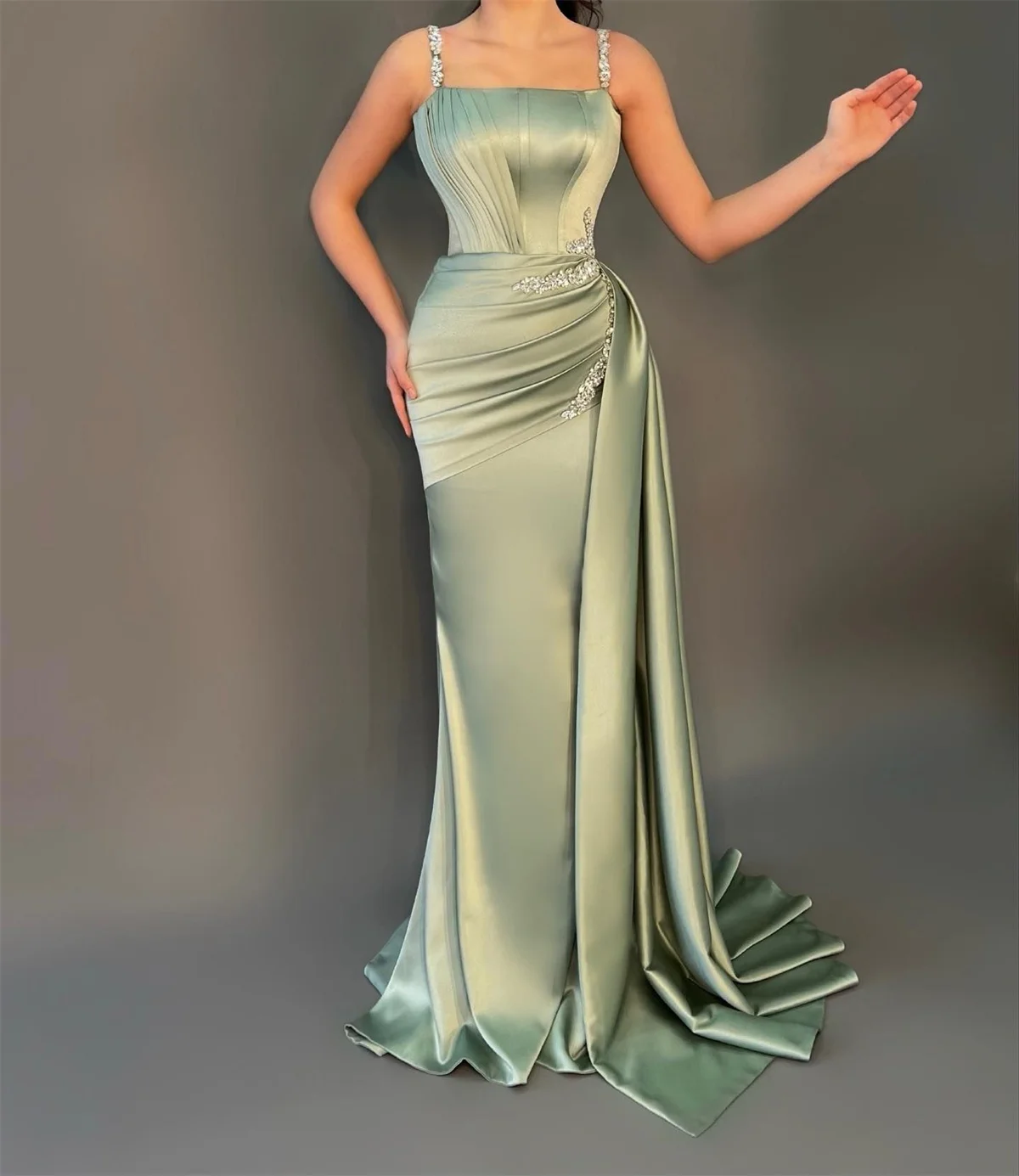 

A Line Evening Dresses Elegant Sage Spaghetti Straps Satin Mermaid Beaded Ruched Crystals Floor Length Formal Party 2023