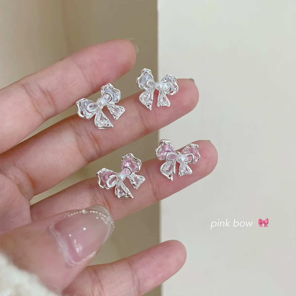 

Sparkling Powder Zircon Bow Tie Earrings for Female Silver Needle Korean Popular Sweet Exquisite Earrings For Women Jewelry