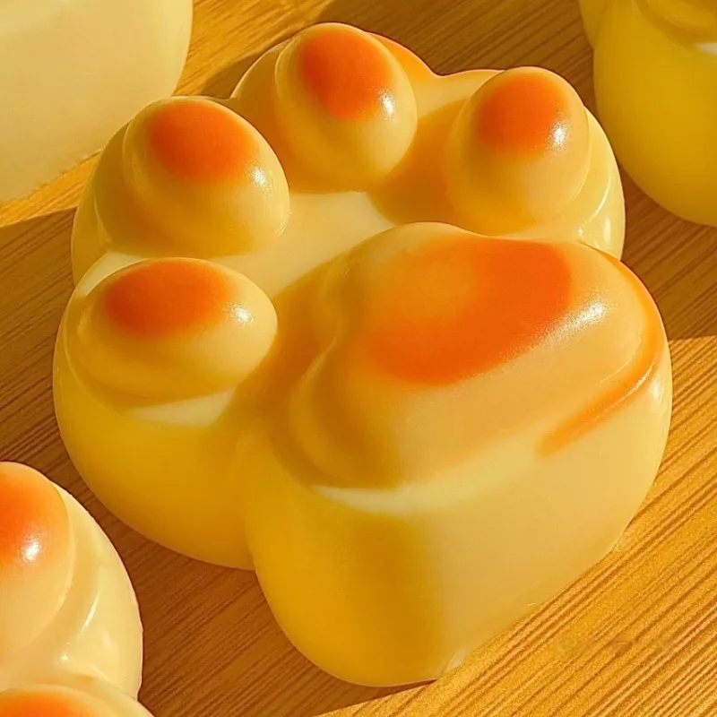 MINISO Силиконовая кошачья лапа