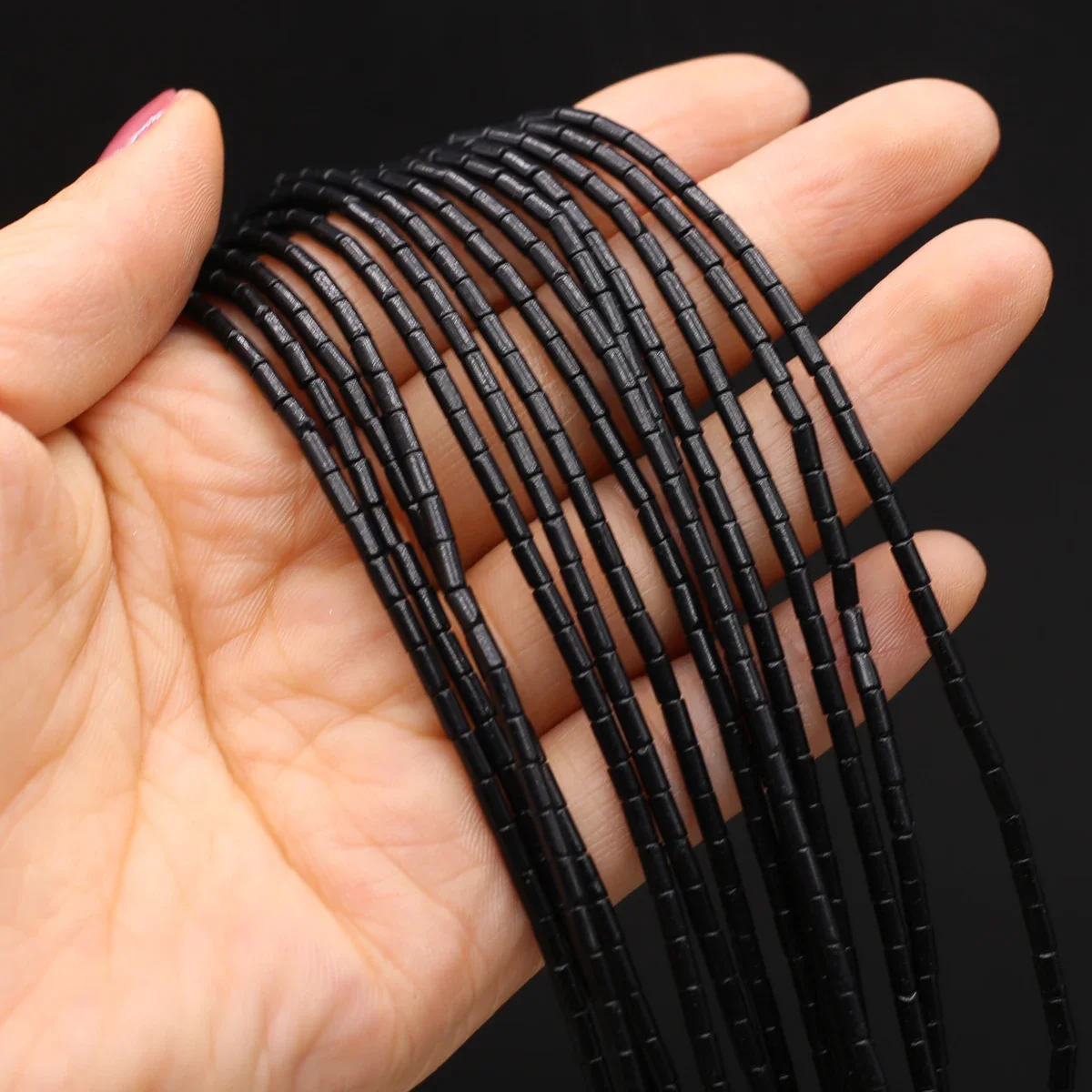 Натуральные черные агатовые бусины 2x4 мм