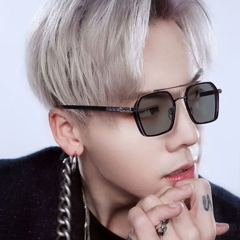 Очки солнцезащитные мужские с маленькой квадратной оправой модные Меняющие цвет