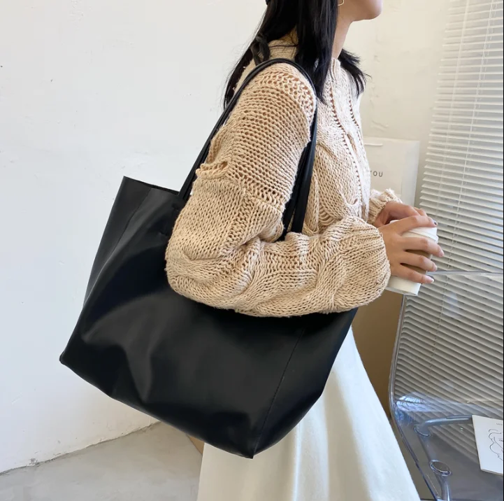 

Black Spring Large Capacity Bag Female 2021 New Tote Bag Versatile One Shoulder Hand Bag Shopping Bag Malls Supermarkets