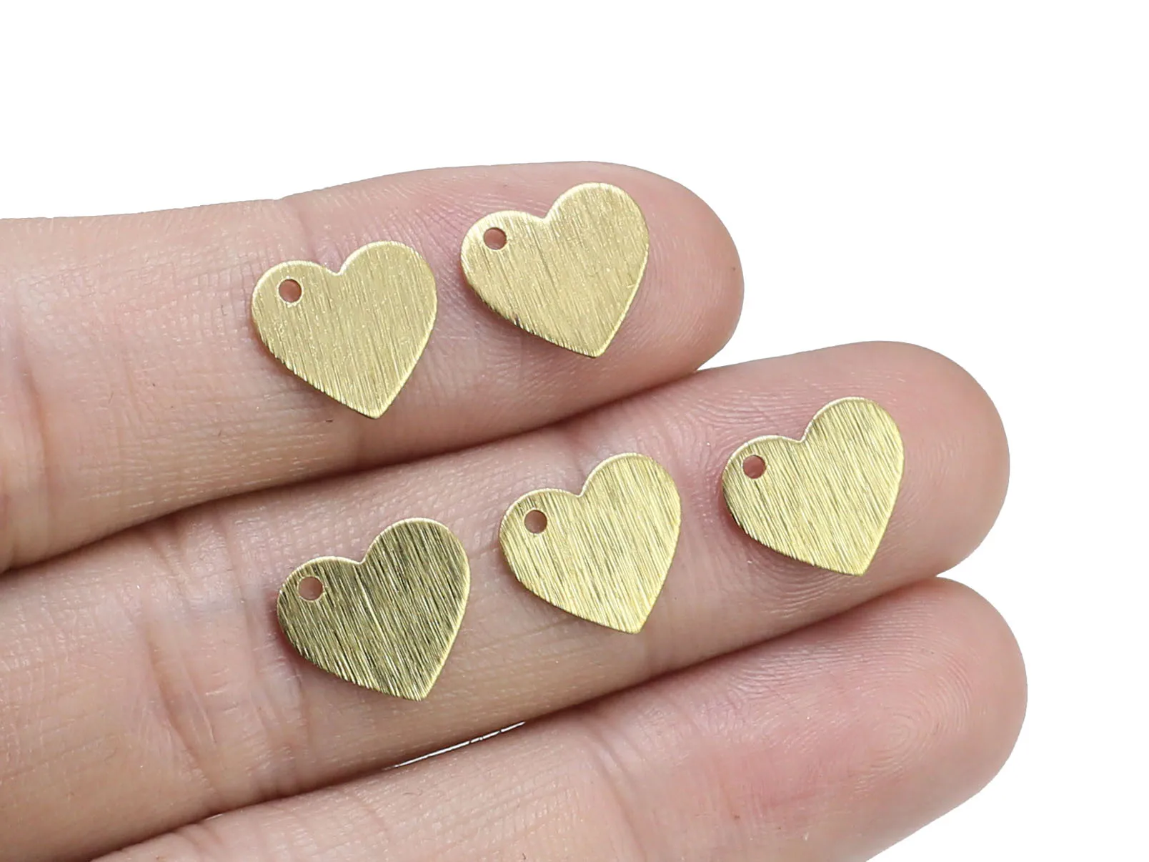 

50pcs Brass charm, Tiny Textured Heart Earring Charms, 11x9.5x0.7mm, Brass Findings, Bracelet Charms, Jewelry making - R1772