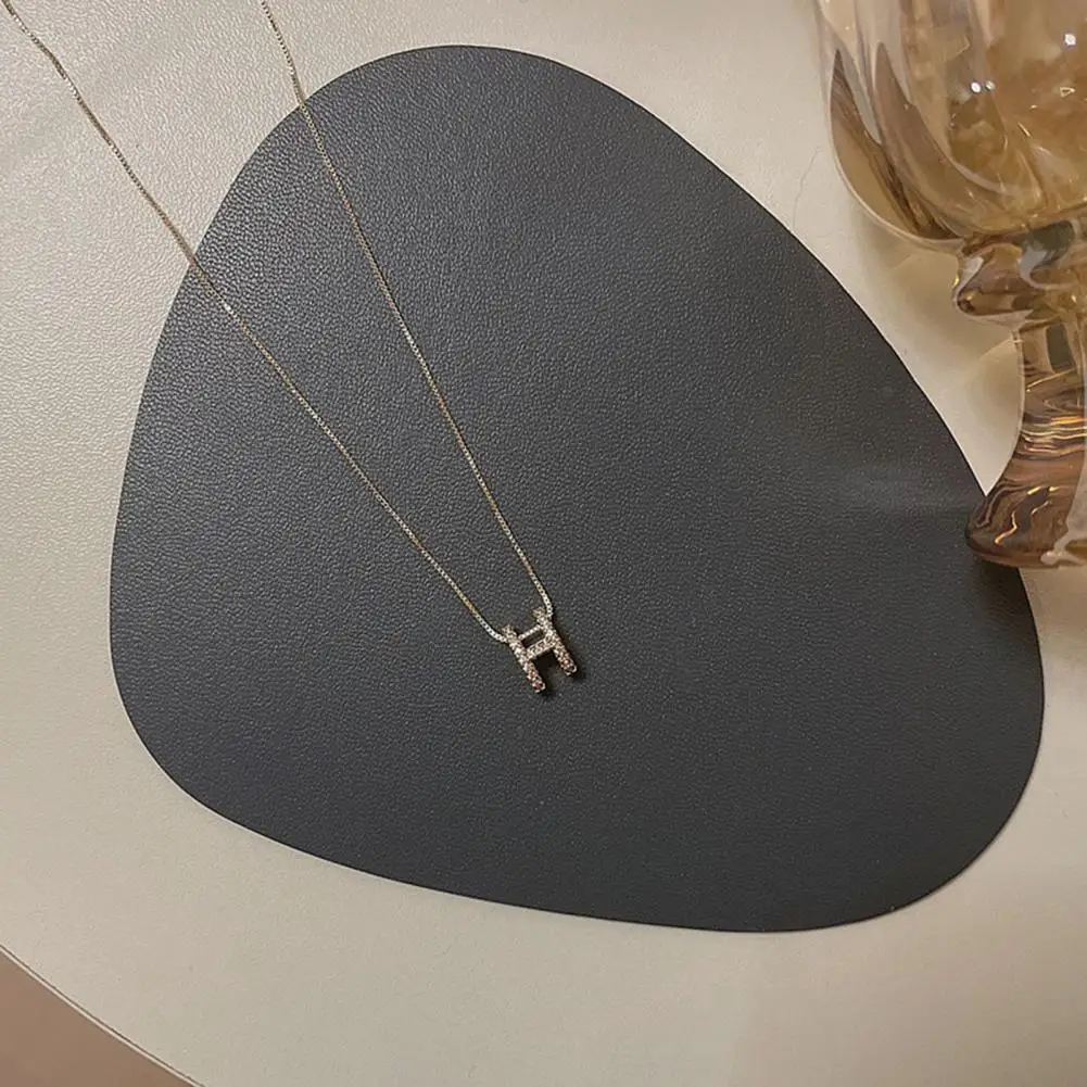 

Elegant Simple Alphabet Rhinestones Pendant Necklace Female Collarbone Chain Bright Luster for Wedding Party Banquet Prom