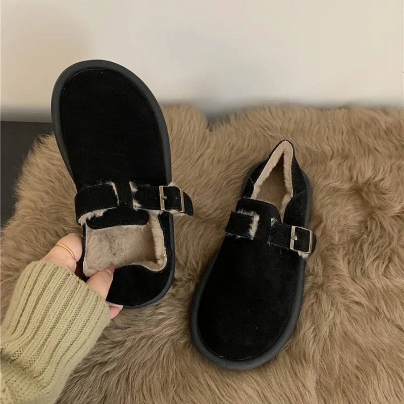 Женские теплые туфли на меху Винтажная обувь плоской подошве удобная мягкая