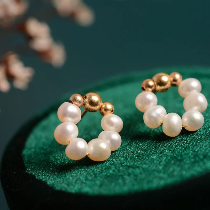 

Серьги из серебра пробы с натуральным пресноводным жемчугом