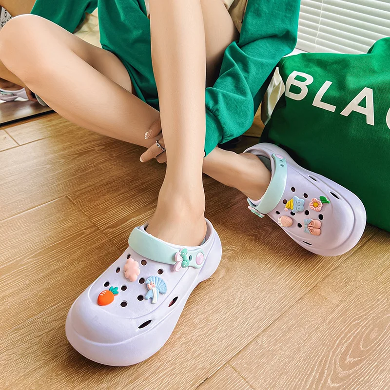 

Mhyty Garden shoelaces Flower Croc Fashion soft soled elevating sandals Outdoor non-slip beach shoes Nurse shoes