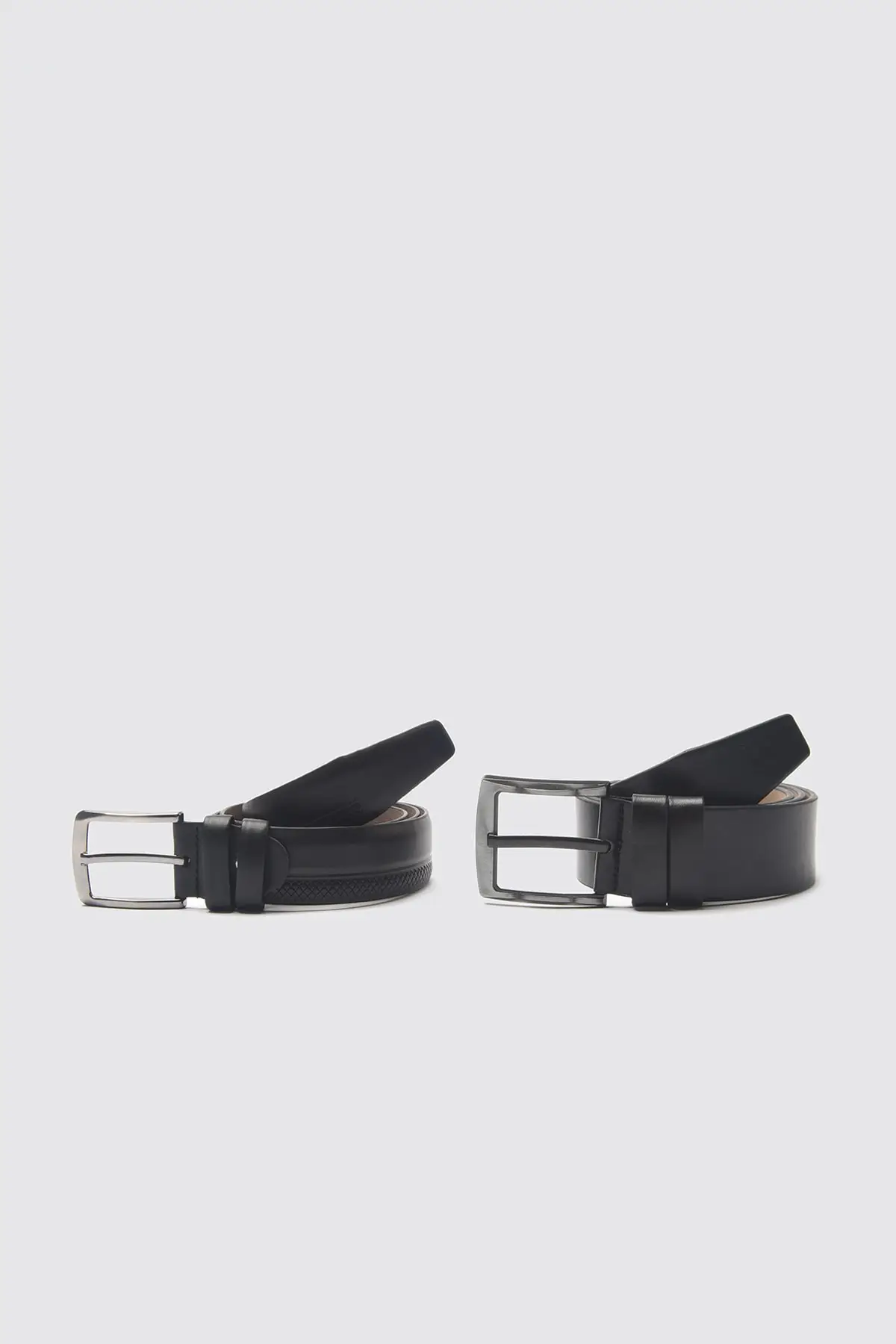 

Trendyol Male 2'li Faux Leather Belt TMNSS21KE0097