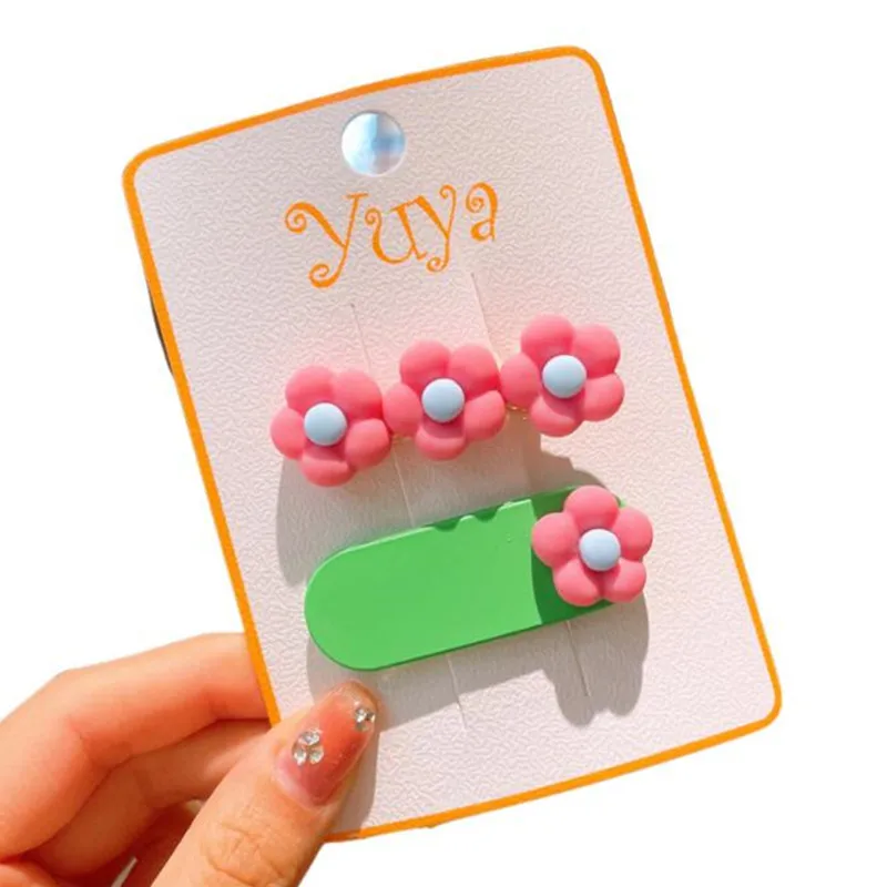 

New 4pcs/Set Flower Girls Barrettes Strawberry Hair Clip For Kids Fashion Hair Accessories