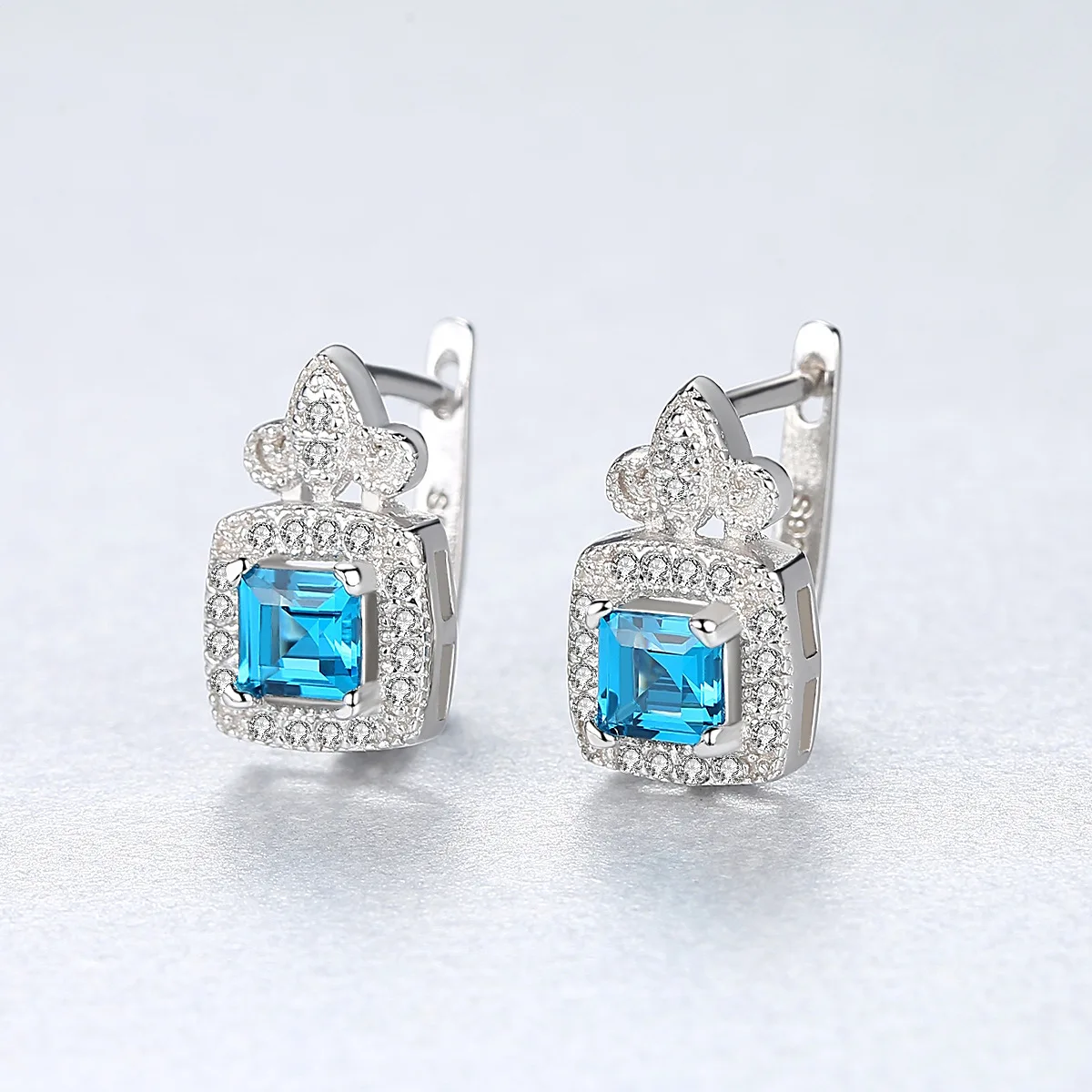 

Модные женские серьги-кольца Huggies из стерлингового серебра 925 пробы с искусственным голубым сапфиром, 2022, украшения с фианитами