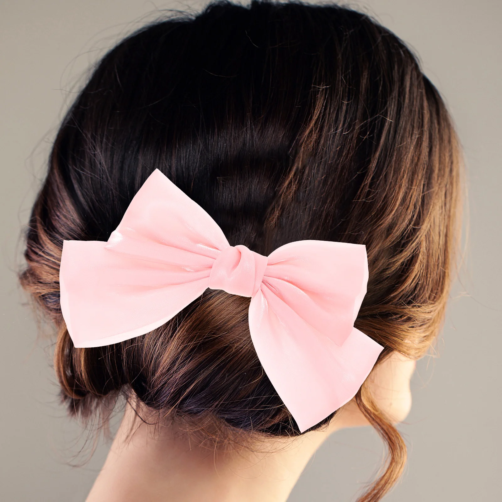 

Женская заколка для волос с бантом