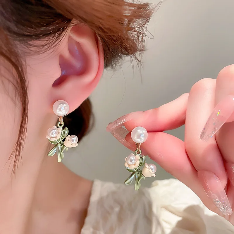 

Minar Cute Lovely Simulated Pearl Flores Convallariae Drop Earrings for Women Girls Leaves Flower Pendant Earring Party Jewelry