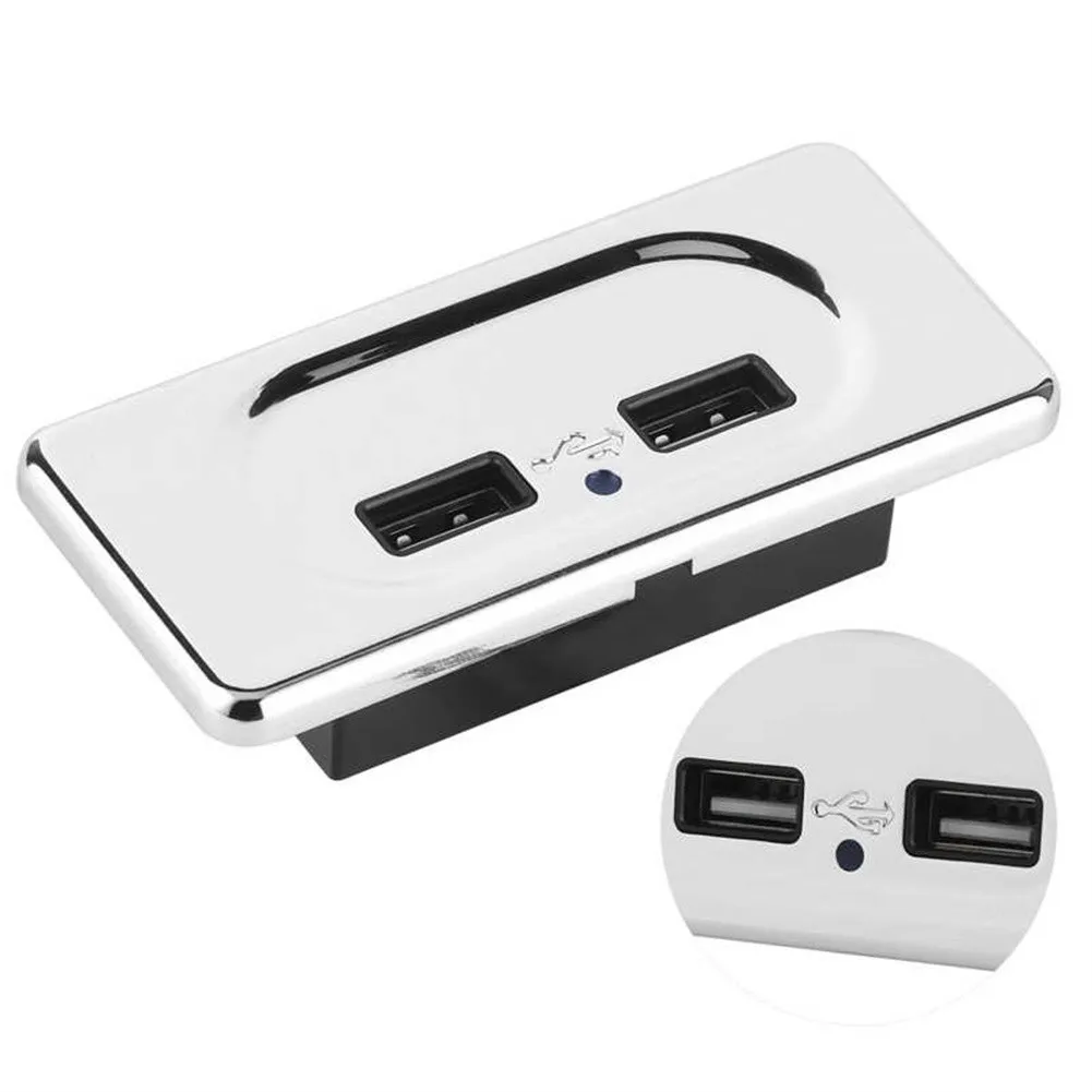 

Розетка для зарядки с двумя USB-портами и синим индикатором