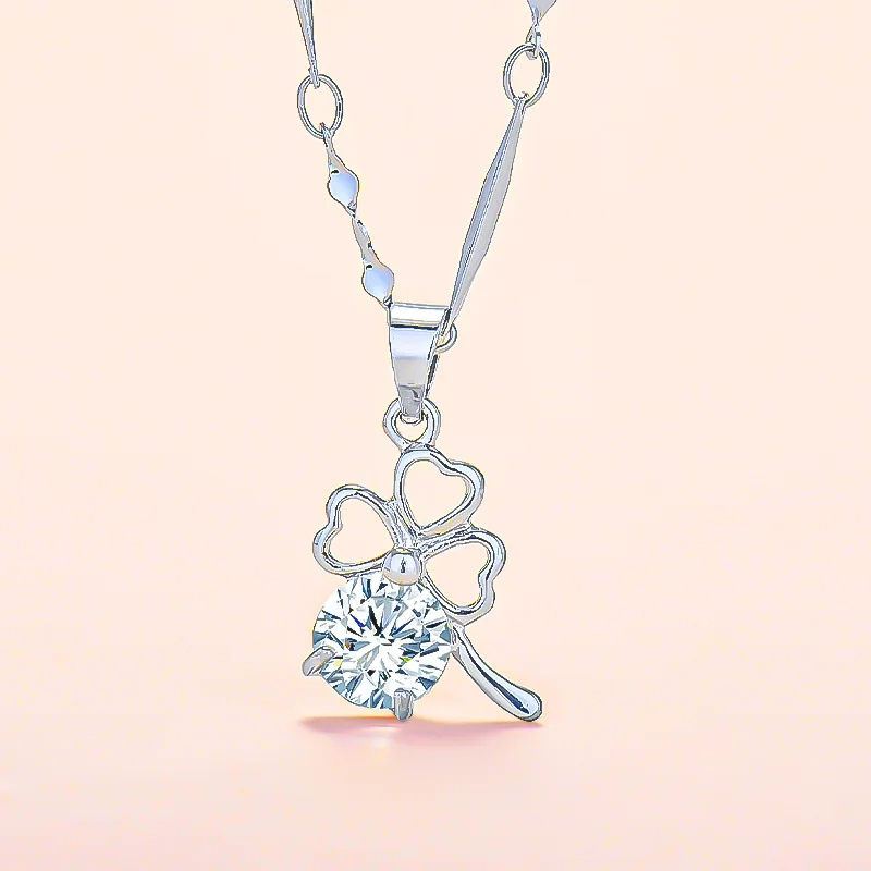 

New 2022 Designer Clover Necklace Zircon Clover Pendant Clavicle Chain