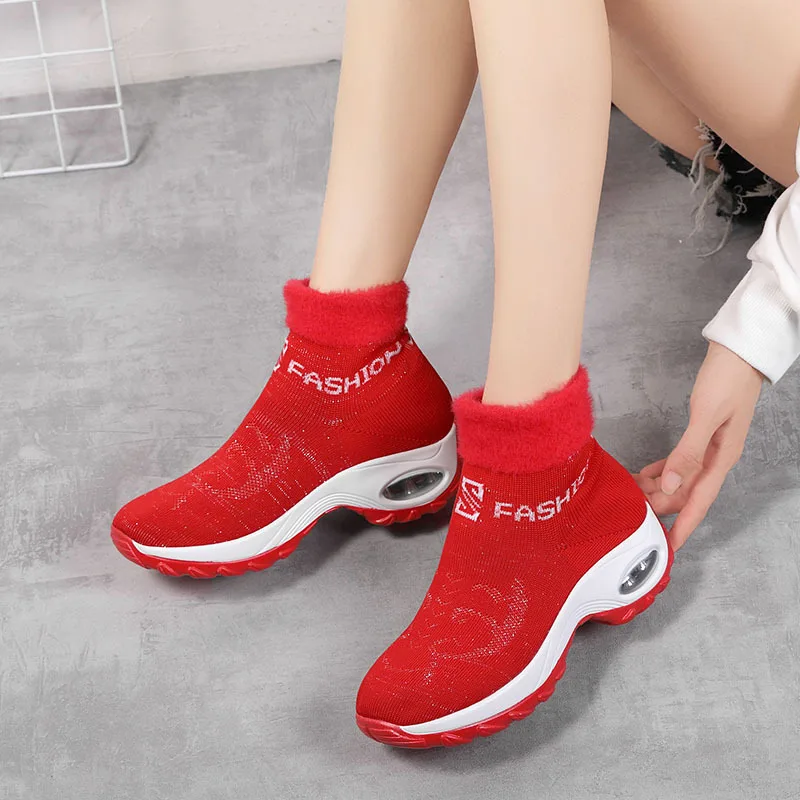

Autumn and Winter High-top Flying Woven Shoes Women's Thick-soled Daily Round Toe Solid Color Slip-on Cotton Shoes Casual Shoes