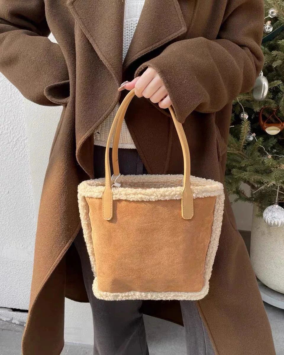 

Lamb wool handbag women's 2023 autumn and winter new style trendy niche versatile vegetable basket hand bag tote mother bag