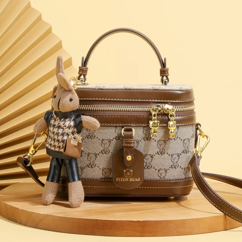 Женская сумка-мешок через плечо