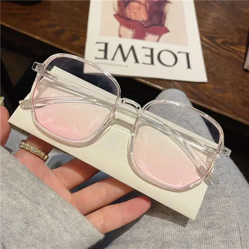 

Model Gradient Blush Glasses Female Myopia Can Be Equipped with Degrees Anti-Blue Light Large Frame Slim Look Artifact