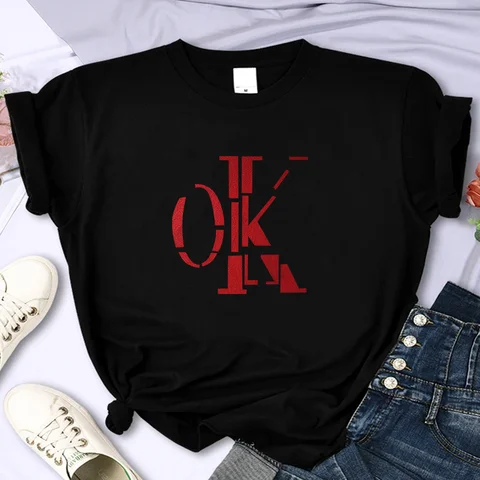 Женская футболка из хлопка  Luxury Brand