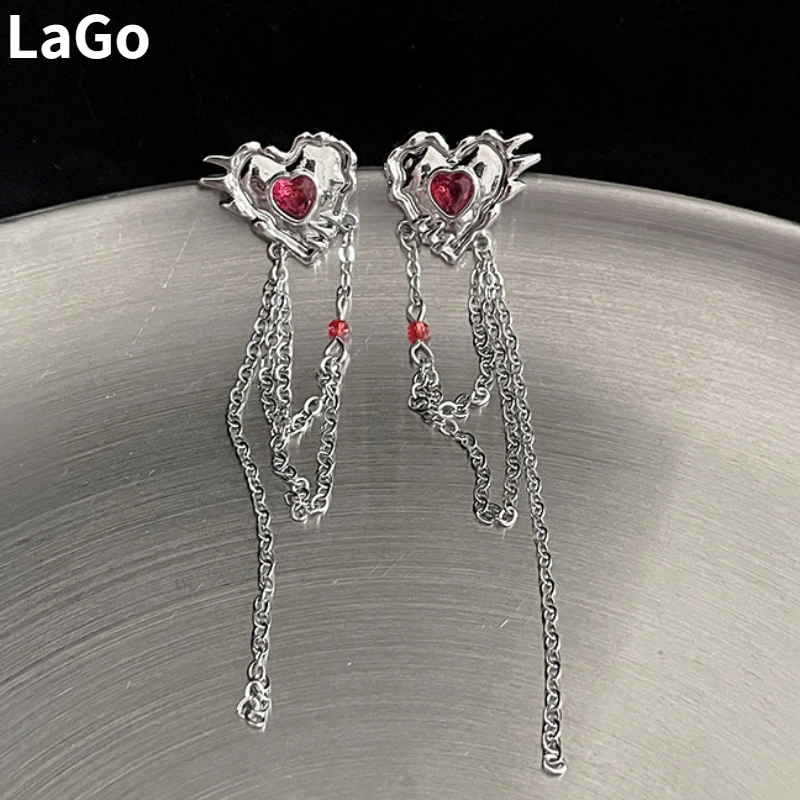 

Modern Jewelry Heart Earrings 925 Silver Needle New Trend Metal Alloy Silver Color Red Bead Chain Dangle Earrings For Women