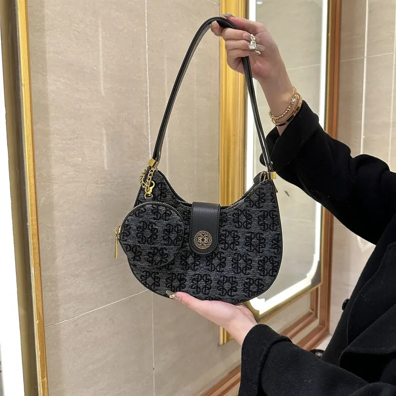 

quality luxury br Small design armpit crescent moon bag for women 2023 autumn winter Korean version new high class, versatile an