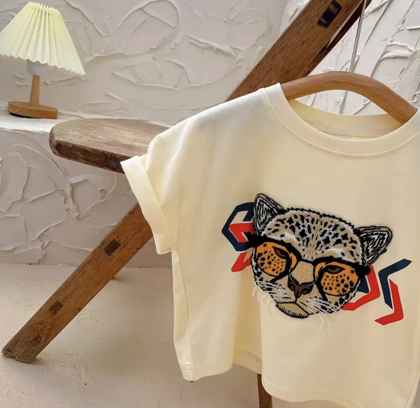 

Футболка детская с коротким рукавом и вышивкой, на Возраст 3-9 лет