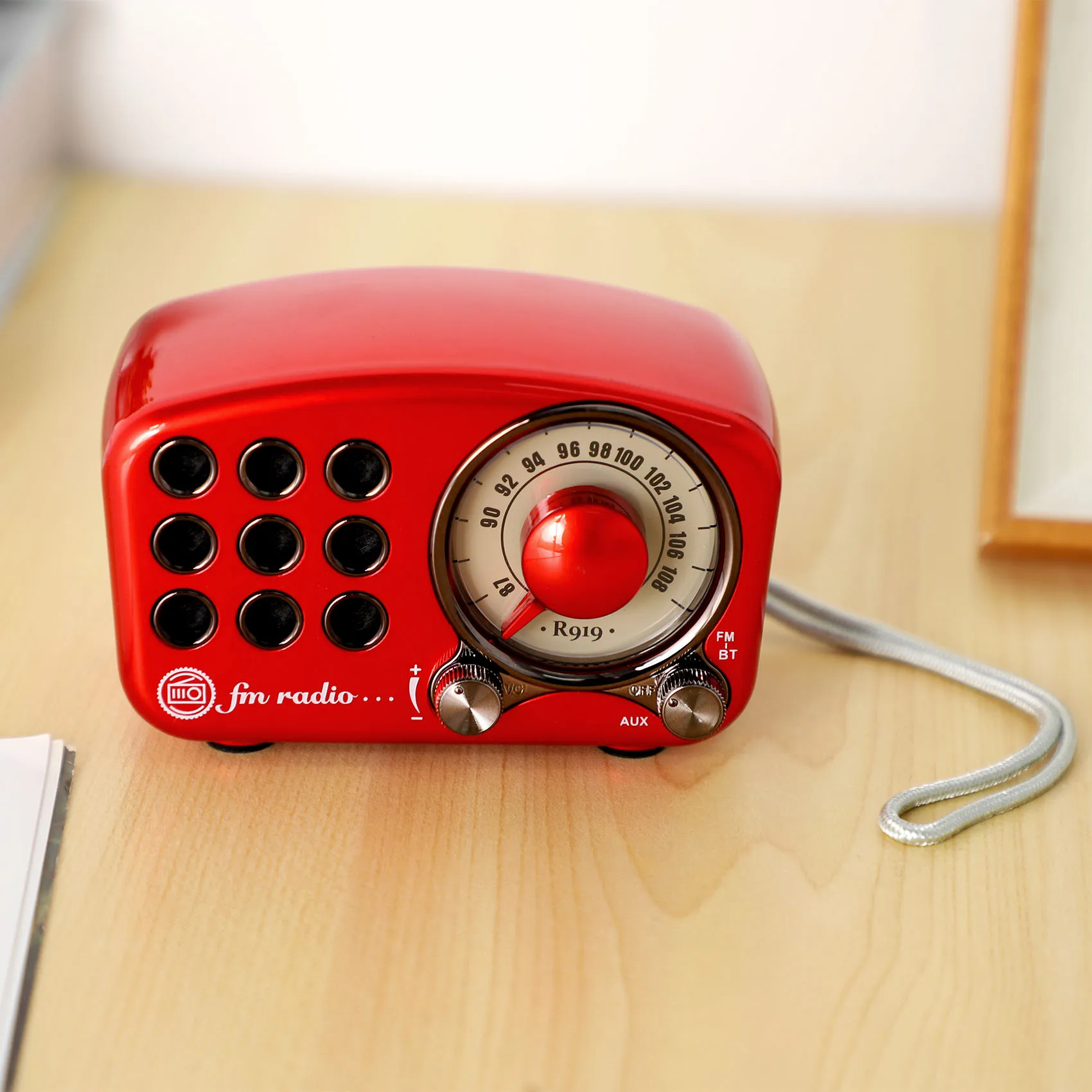 Bluetooth-динамик R919