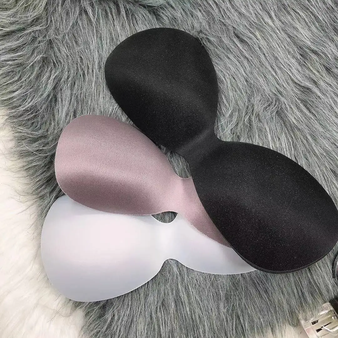 Бюстгальтер пуш-ап с мягкими чашечками эффектом 3D