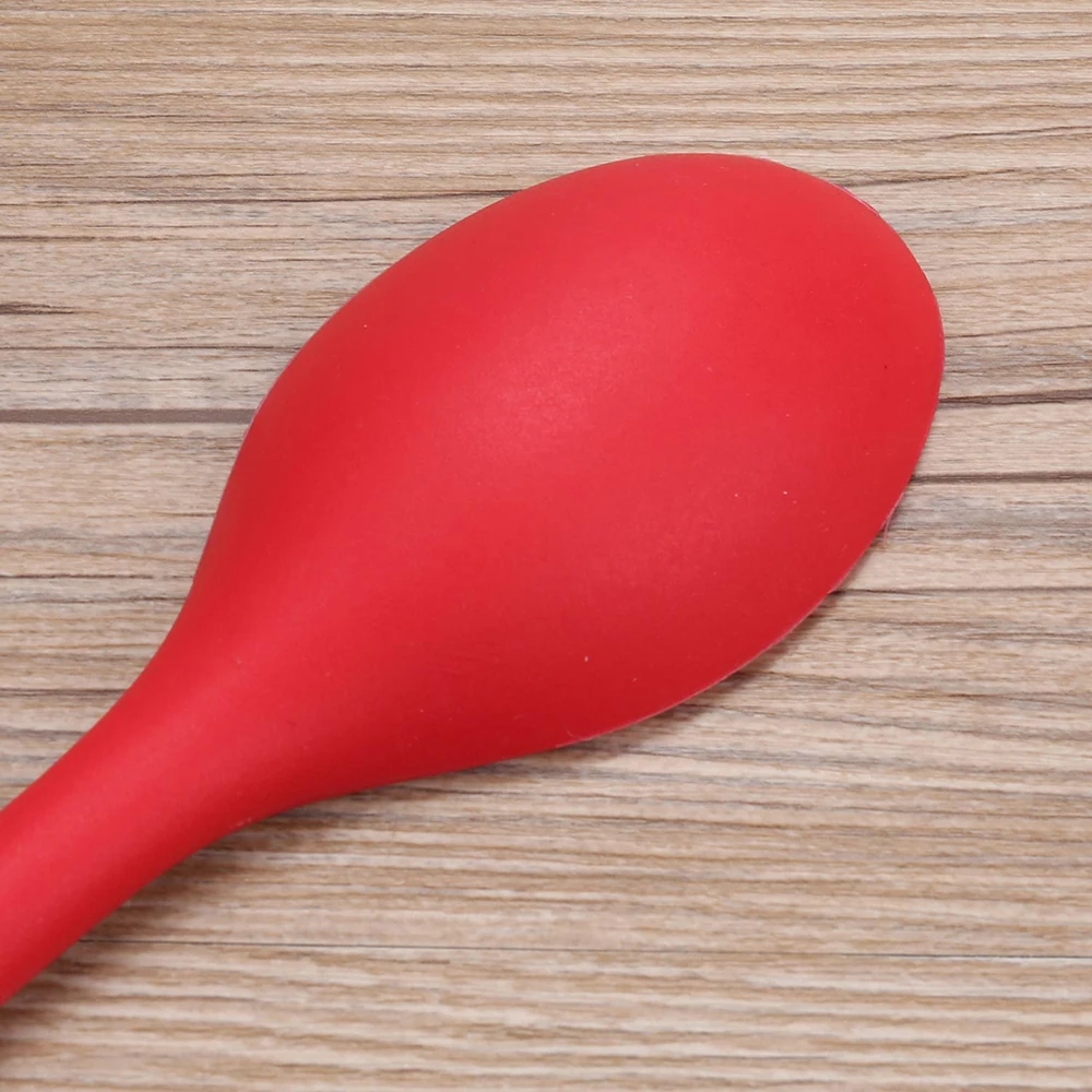 Большая силиконовая ложка с длинной ручкой для домашнего использования