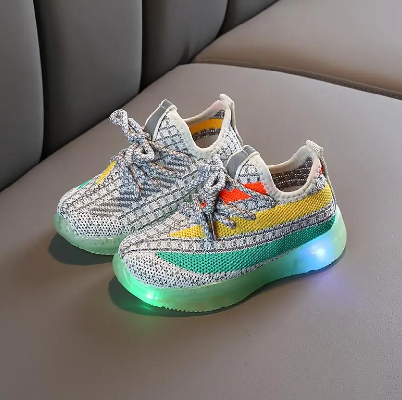 

LED Children Sport Shoes Luminous Fashion Breathable Kids Boys Net Shoes Girls Anti-Slippery Sneakers With Light Running Shoes