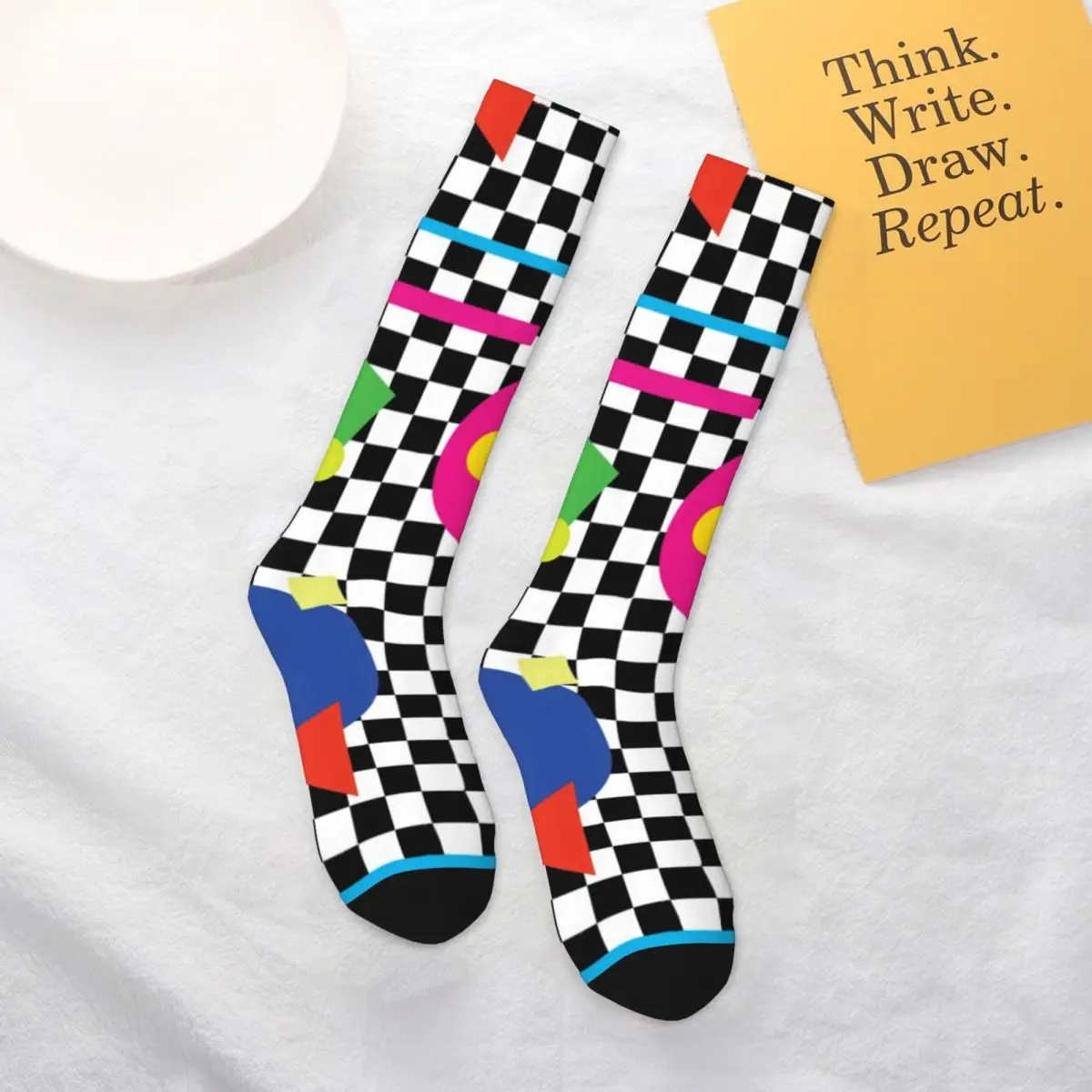 

Красочные носки Мемфиса ретро-формы 1920-х элегантные Молодежные средние чулки большие химические волокна весенние Подходящие Носки