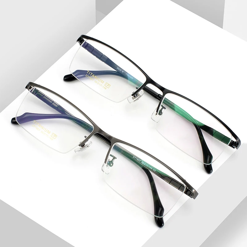 Оправа для очков квадратная из чистого титана мужчин и женщин 8707