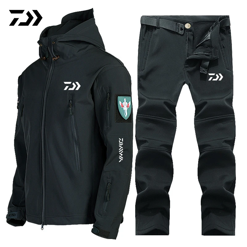 

Autumn Winter DAIWA Fishing Clothing Waterproof Windproof Warm Clothes Man Outdoor Fishing Jackets Softshell Fishing Suit