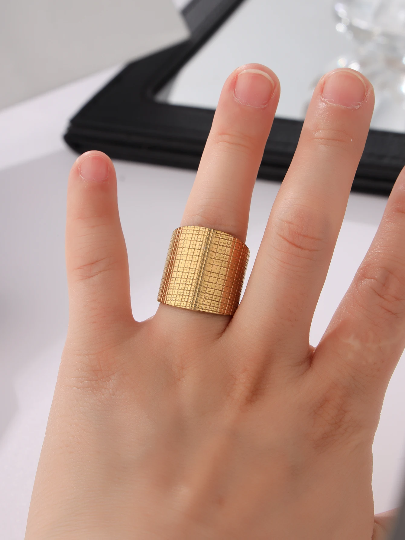 Original Design New Ring Personalized European and American Fashion trendsetter Ring Brass Gold Plated Men's and Women's Rings