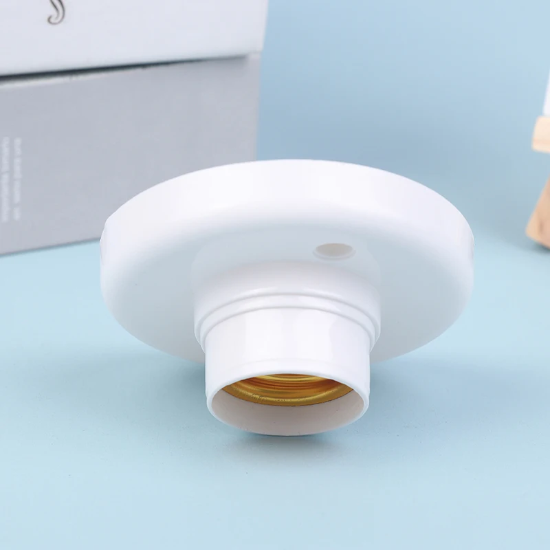 1 шт. Цоколь для лампы E27 с винтовой крышкой |